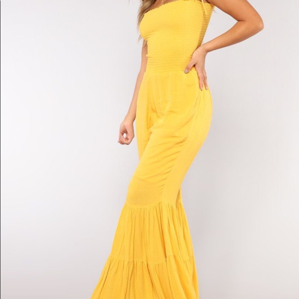 Fashion Nova wide leg smocked jumpsuit
